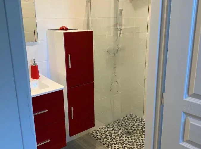 Apartment Meuble Au Calme A 1 Minute De La *