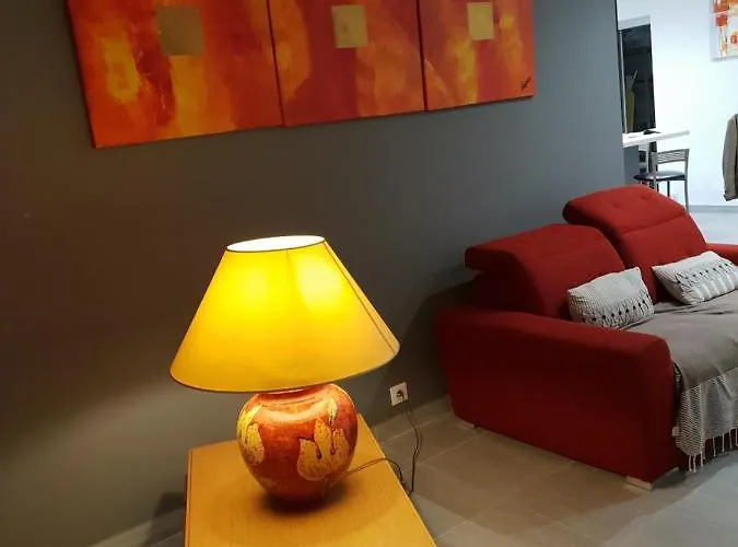 Meuble Au Calme A 1 Minute De La Apartment *